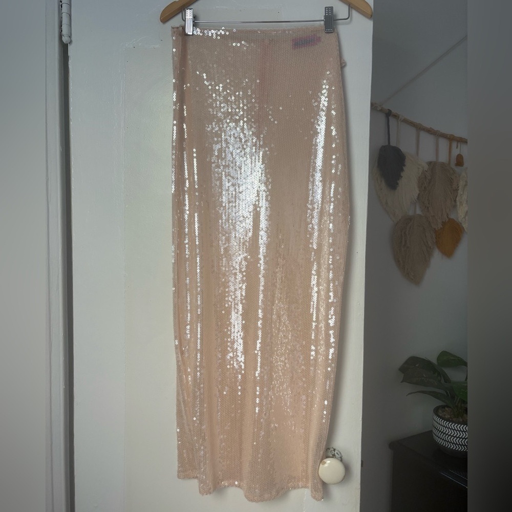 PacSun Sequin Pencil Skirt in Nude/Champagne